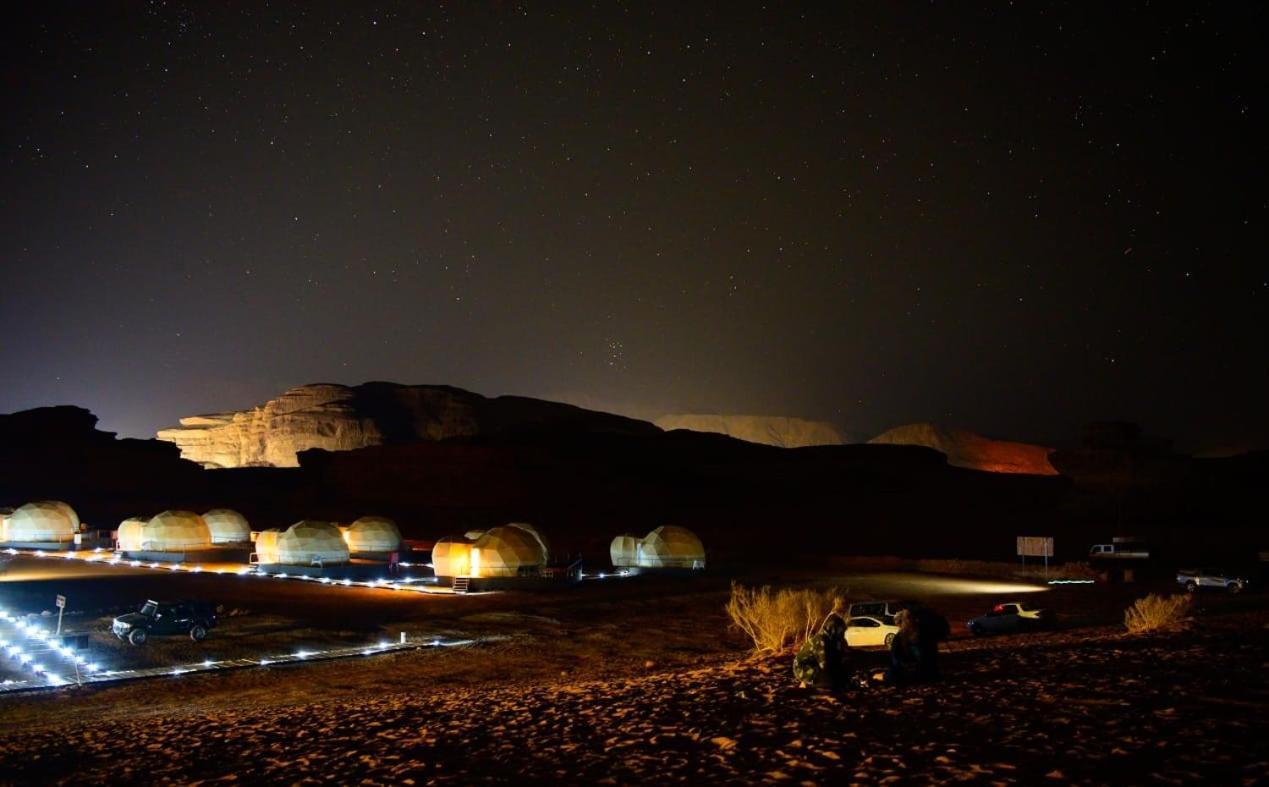 Mazayen Rum Camp Wadi Rum Exterior photo