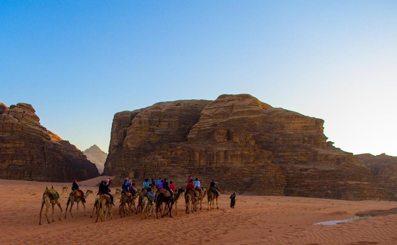 Mazayen Rum Camp Wadi Rum Exterior photo